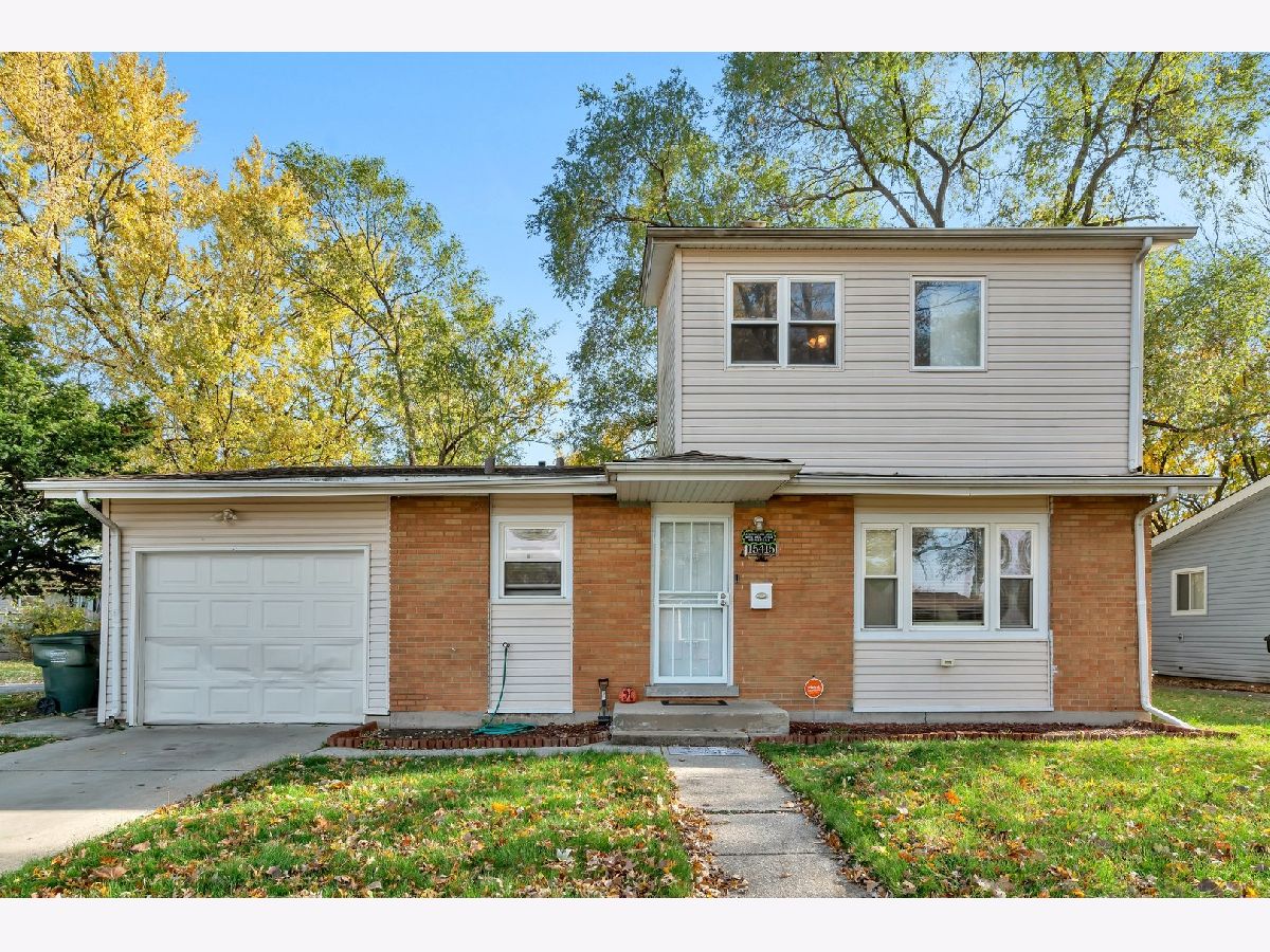  For Sale Dolton Illinois, 15415 Dorchester Avenue