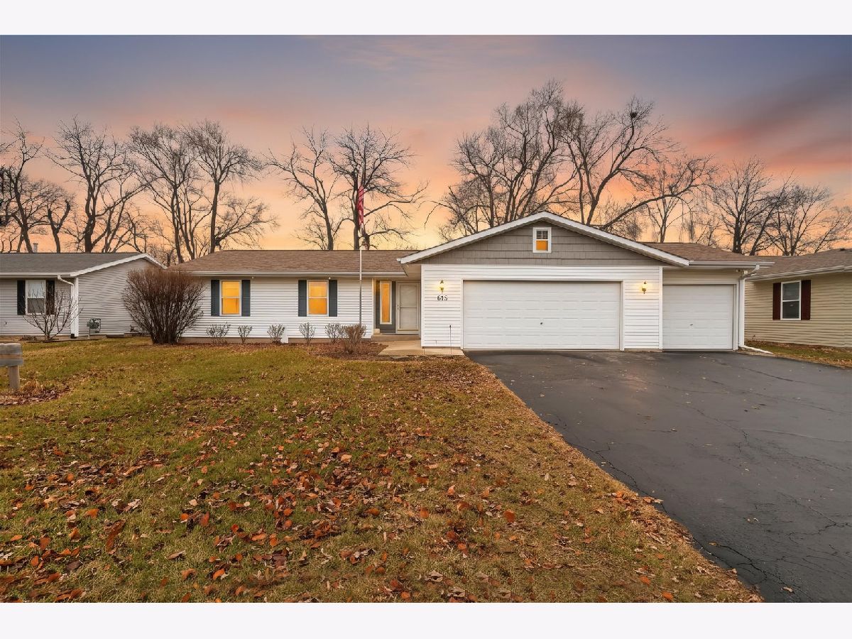  For Sale South Beloit Illinois, 615 Winfield Drive
