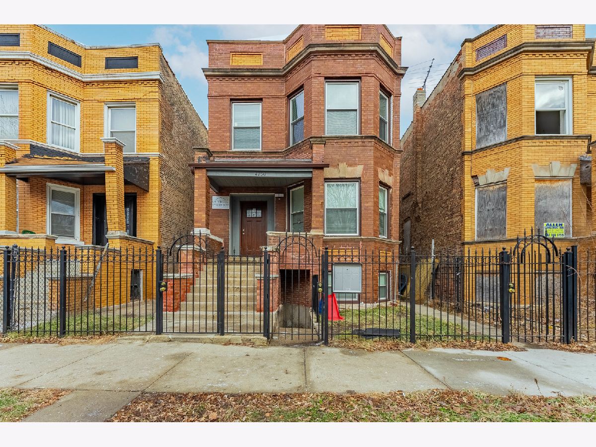  For Rent Chicago Illinois, 4250 Van Buren