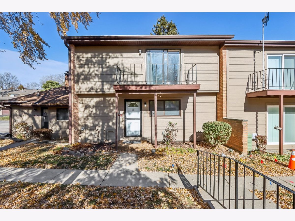  For Sale Fox Lake Illinois, 75 Mineola Road