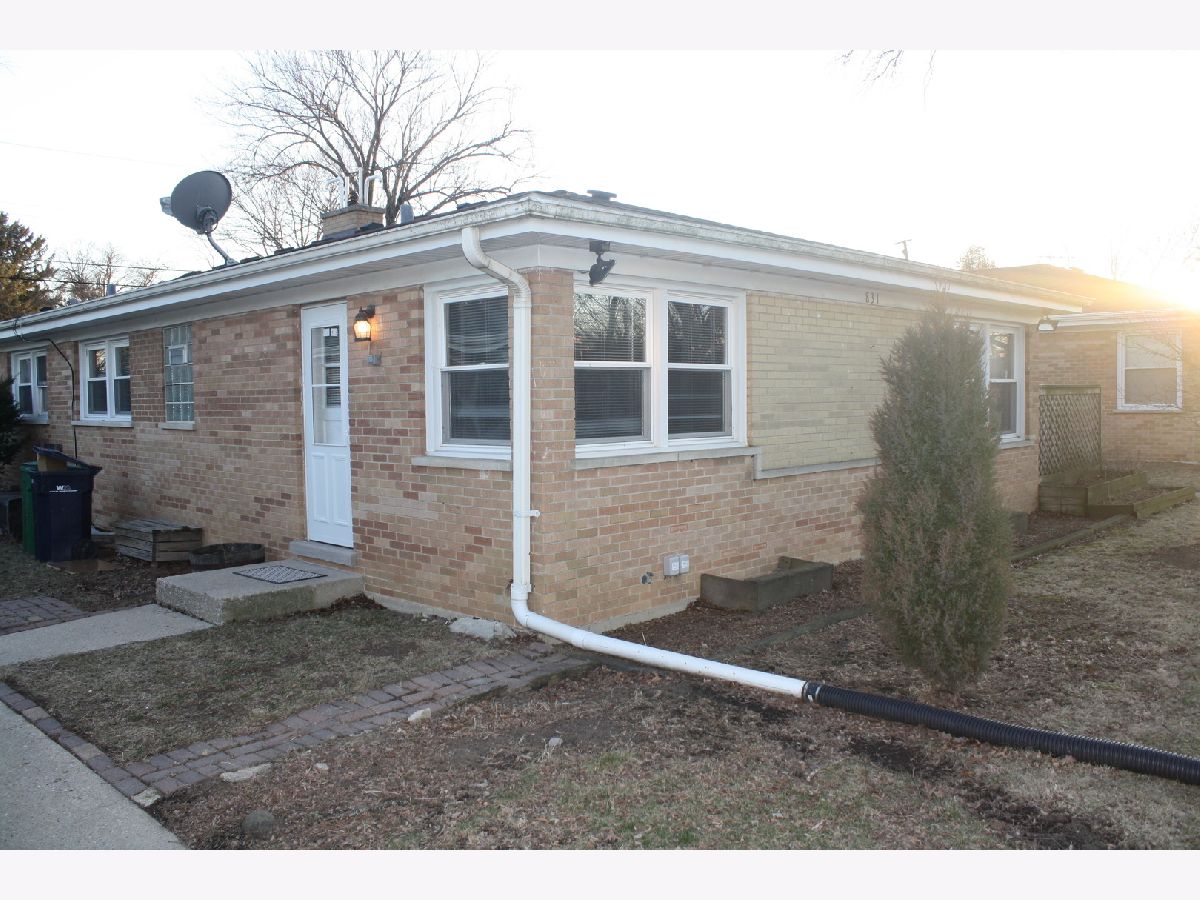 For Sale Lombard Illinois, 831 South Broadway Avenue
