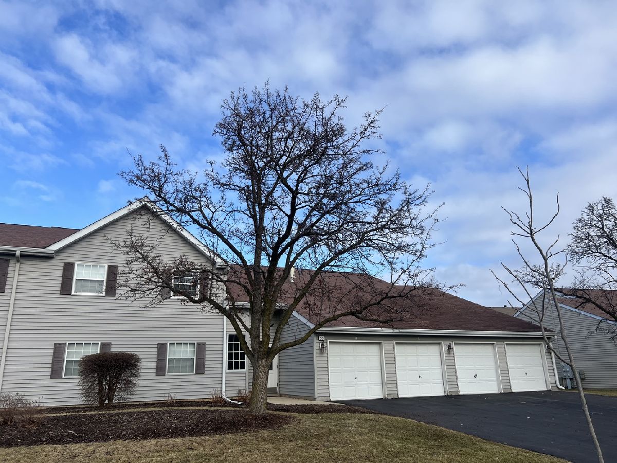  For Rent Streamwood Illinois, 66 Gant