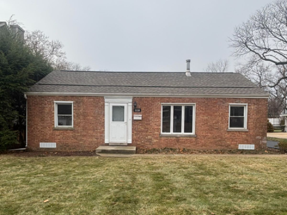 For Sale Wheaton Illinois, 1110 Gables Boulevard