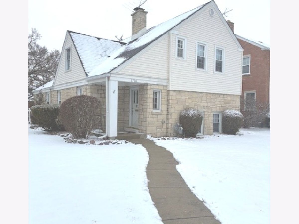 Homes & Condos & Townhomes Sold River Forest Manor Elmwood Park Illinois, 1700 77th