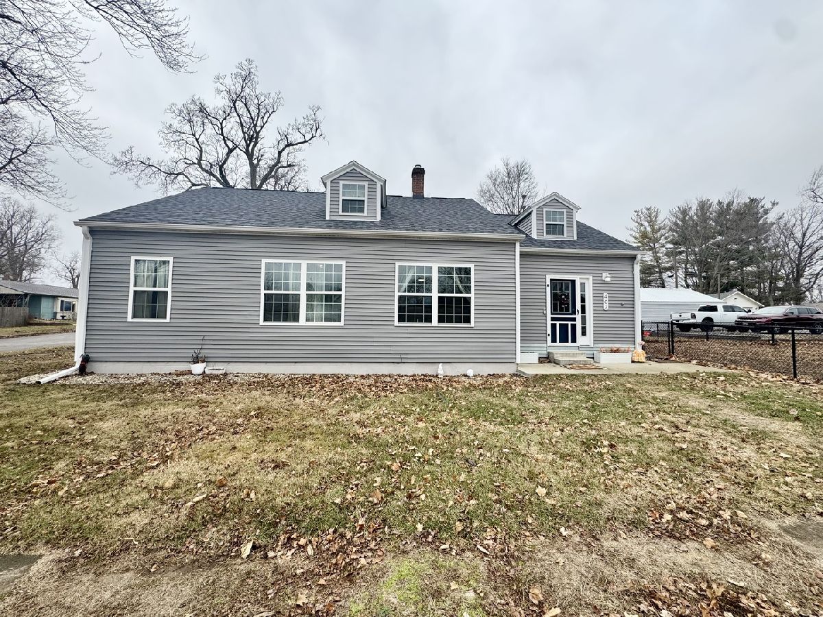  Sold Colfax Illinois, 402 Center