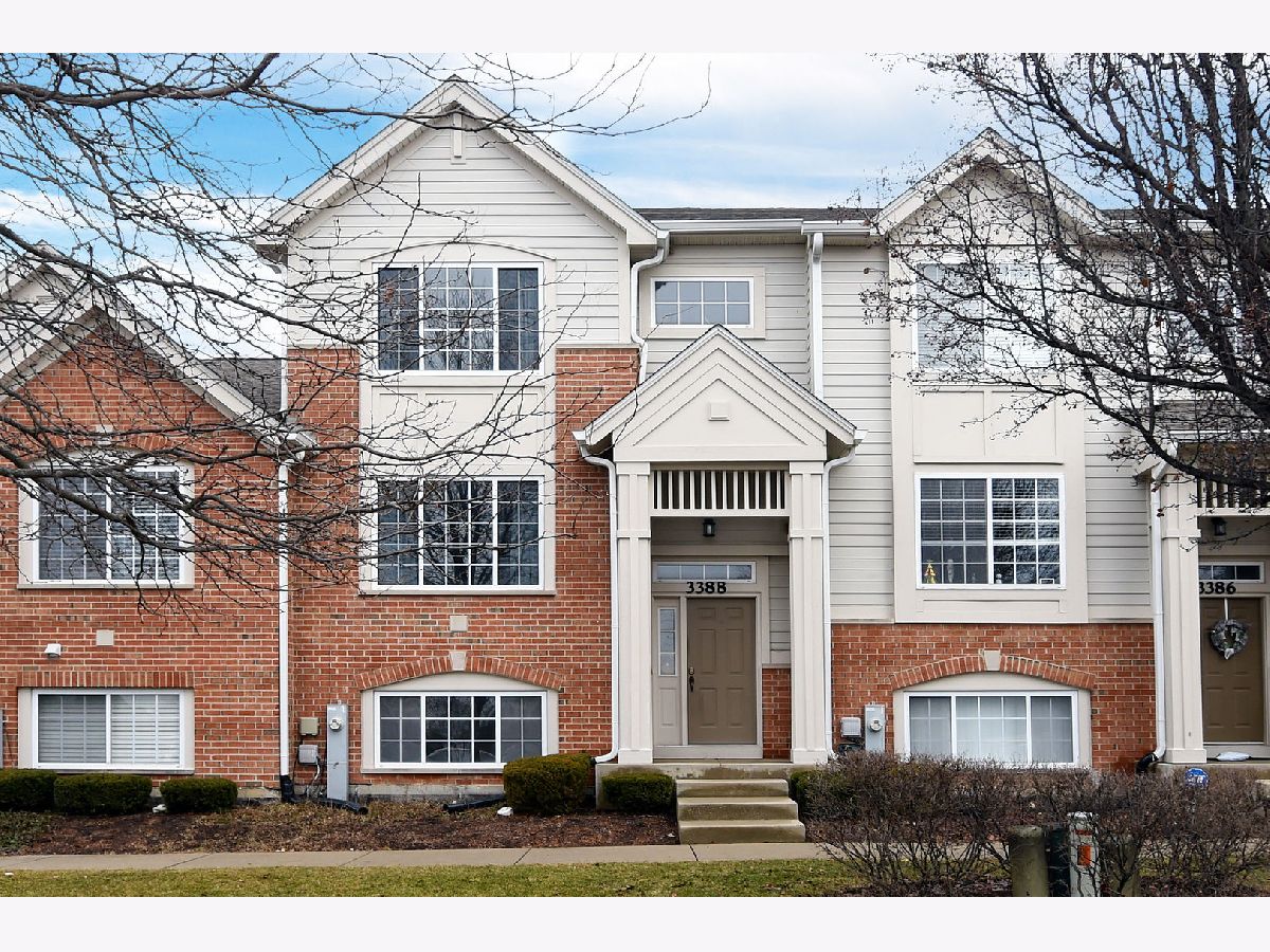  For Sale Elgin Illinois, 3388 Sanctuary Drive