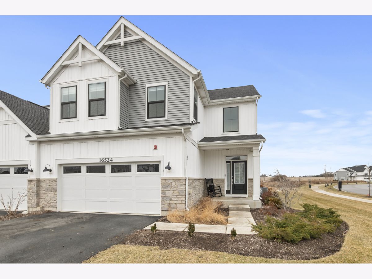 Homes & Condos & Townhomes For Sale Silo Bend Lockport Illinois, 16524 Winding Creek Lane