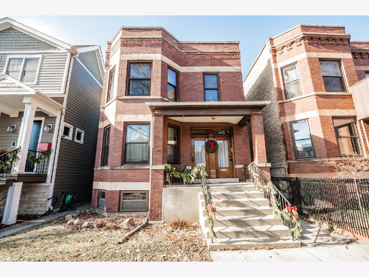  For Sale Chicago Illinois, 3812 Oakley Avenue