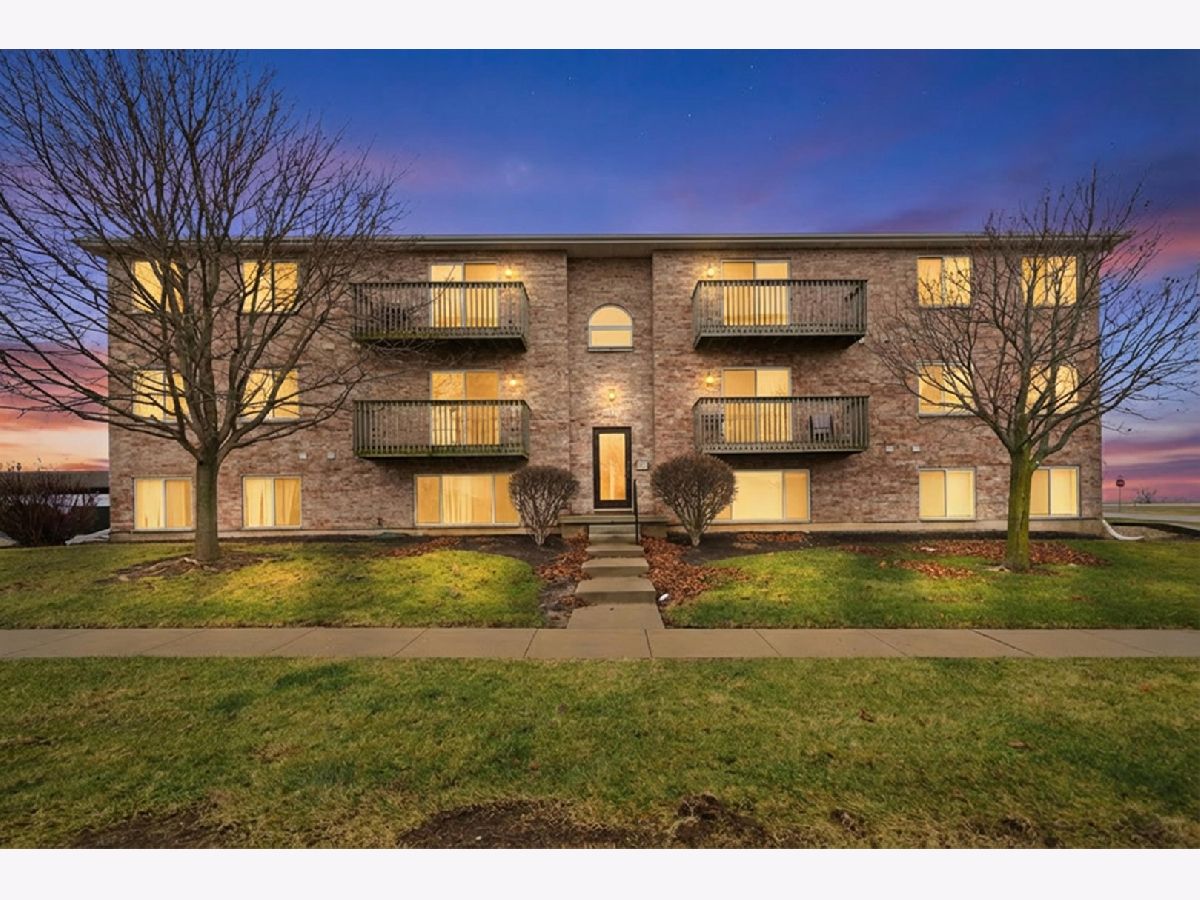  Sold Cortland Illinois, 575 Strack