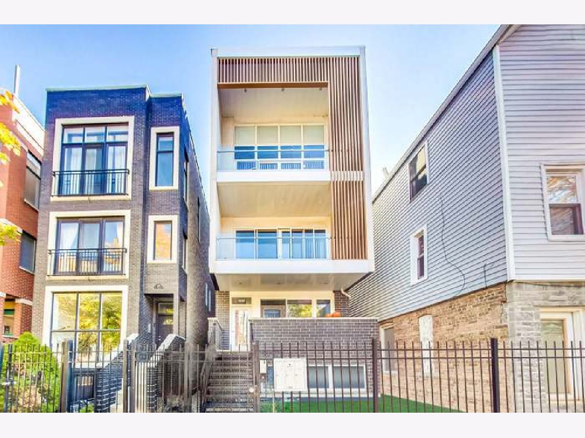  Rented Chicago Illinois, 1021 Hermitage