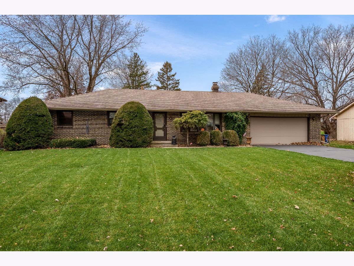  For Sale Rockford Illinois, 3165 Cavendish Drive