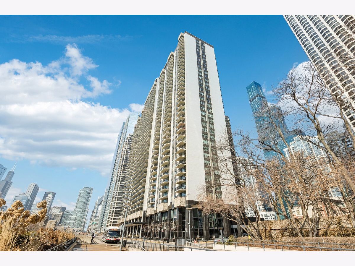  Sold Chicago Illinois, 400 Randolph
