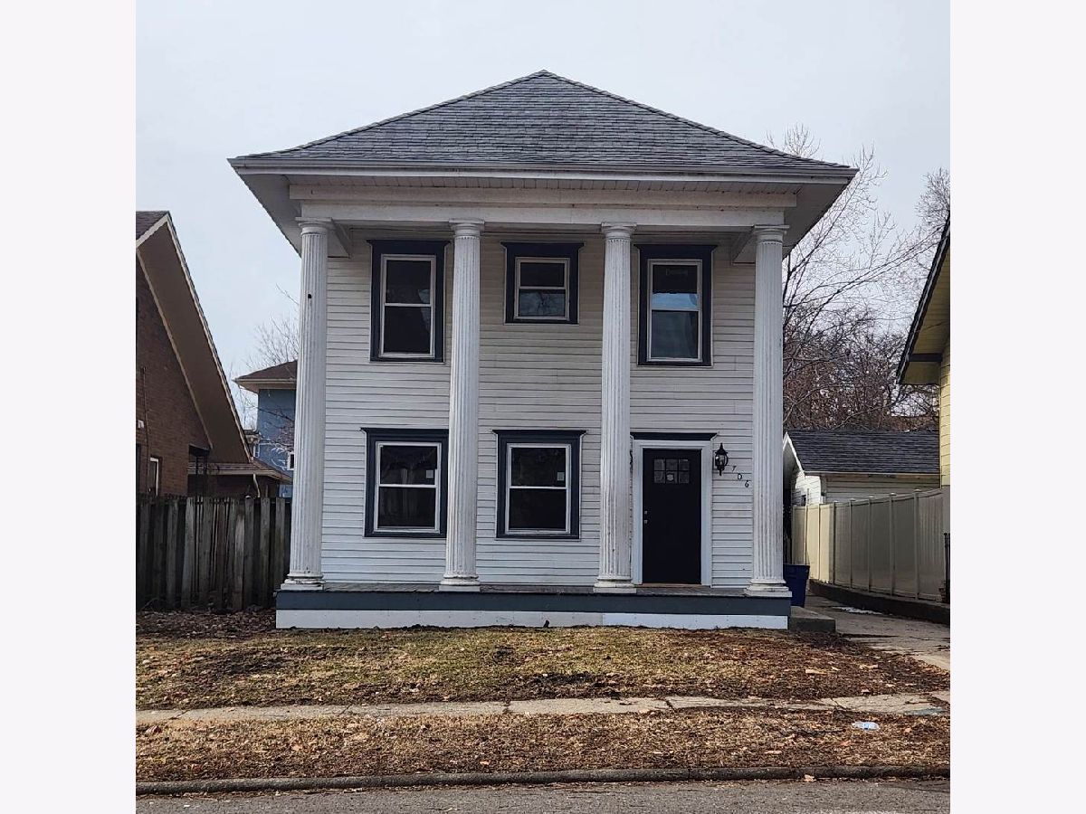  Sold Rockford Illinois, 706 John