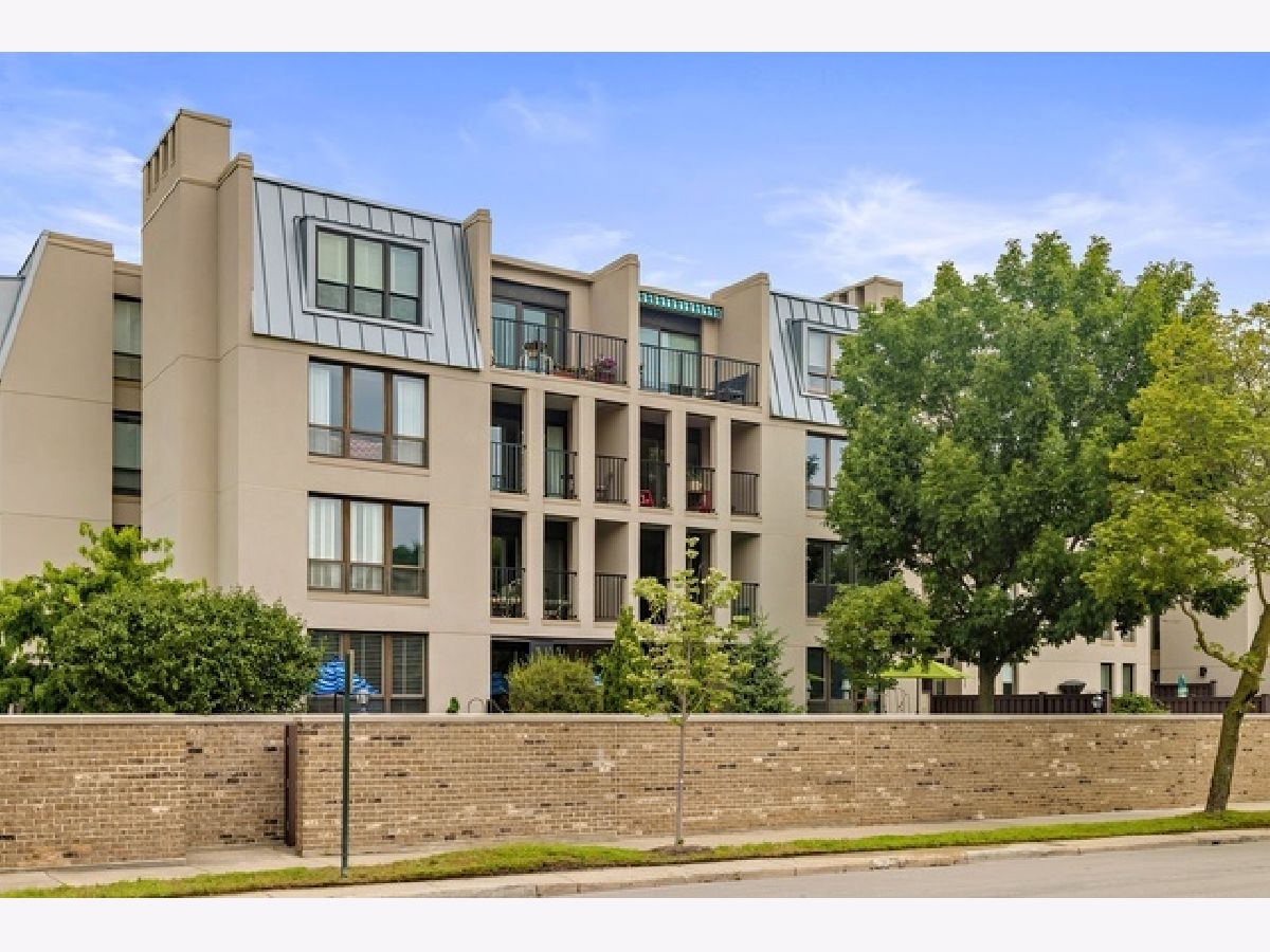  For Sale Winnetka Illinois, 640 Winnetka Mews