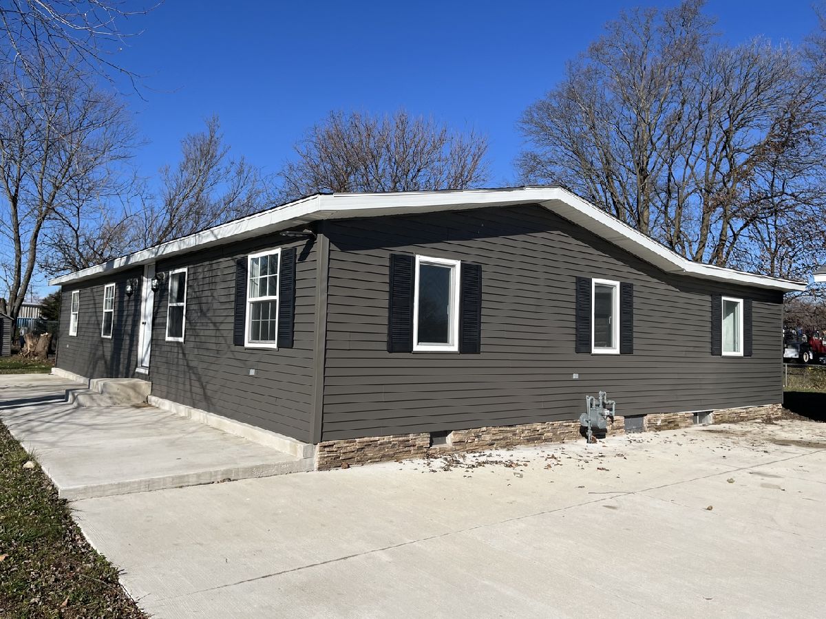 For Sale Earlville Illinois, 1351 4483rd Road