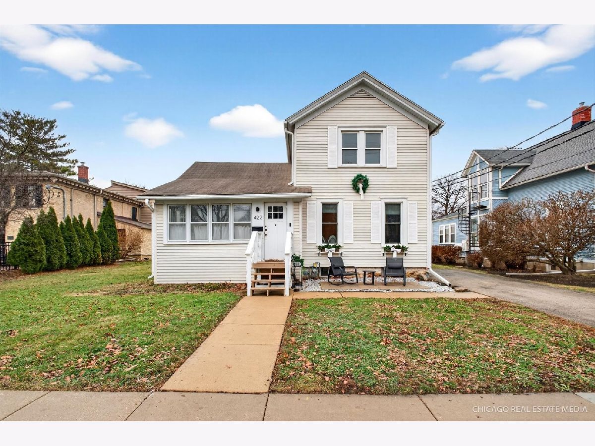  For Sale Geneva Illinois, 422 Hamilton Street