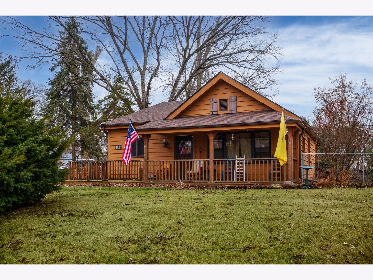  For Sale Round Lake Beach Illinois, 111 Ferndale Drive