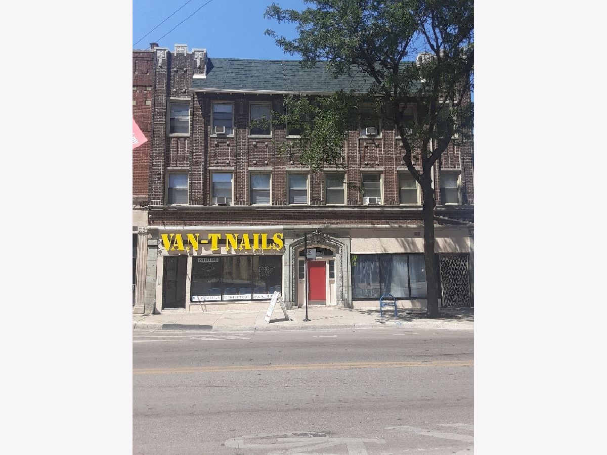  Rented Chicago Illinois, 3920 Broadway