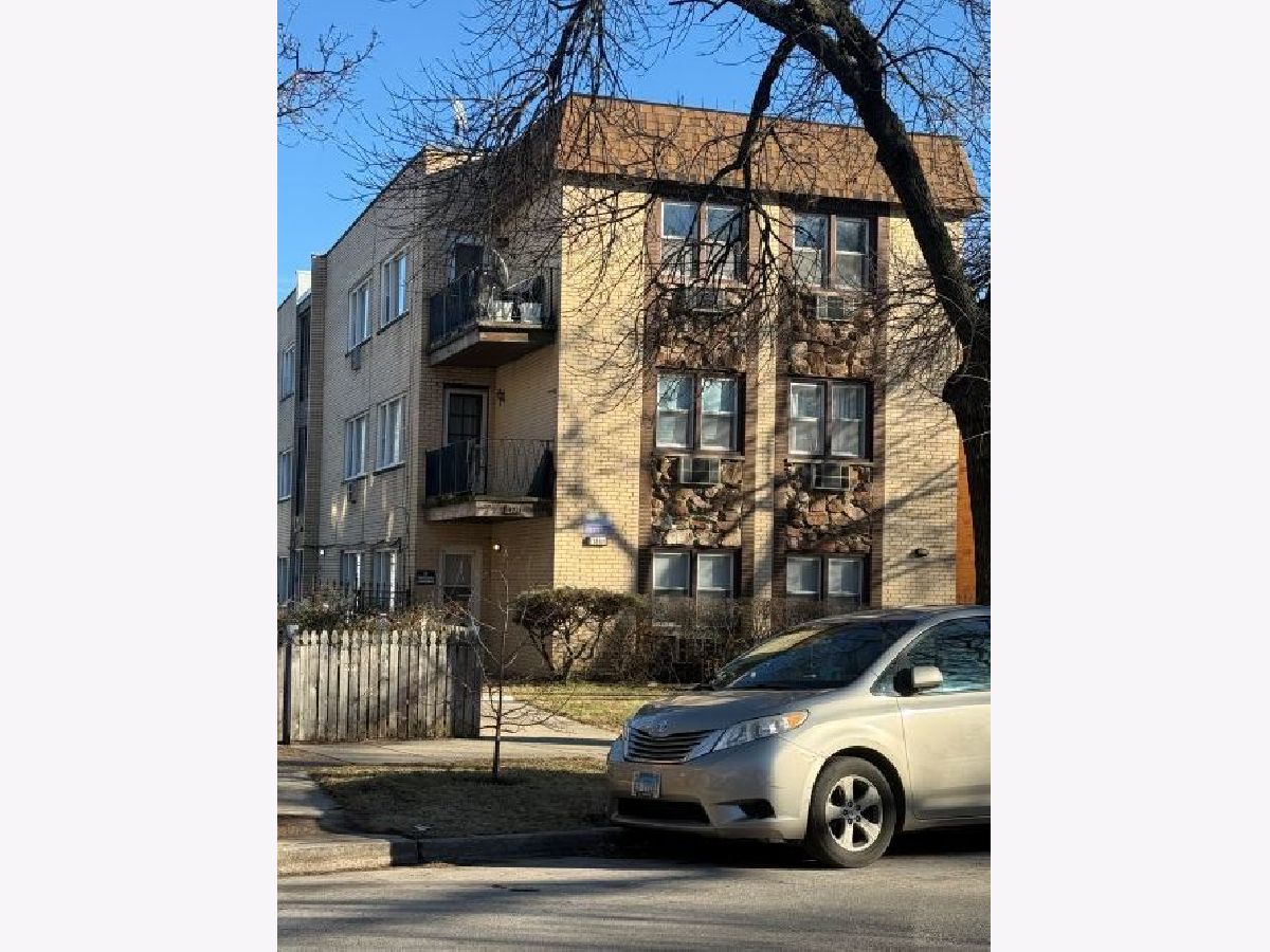  Rented Chicago Illinois, 7241 Ridge