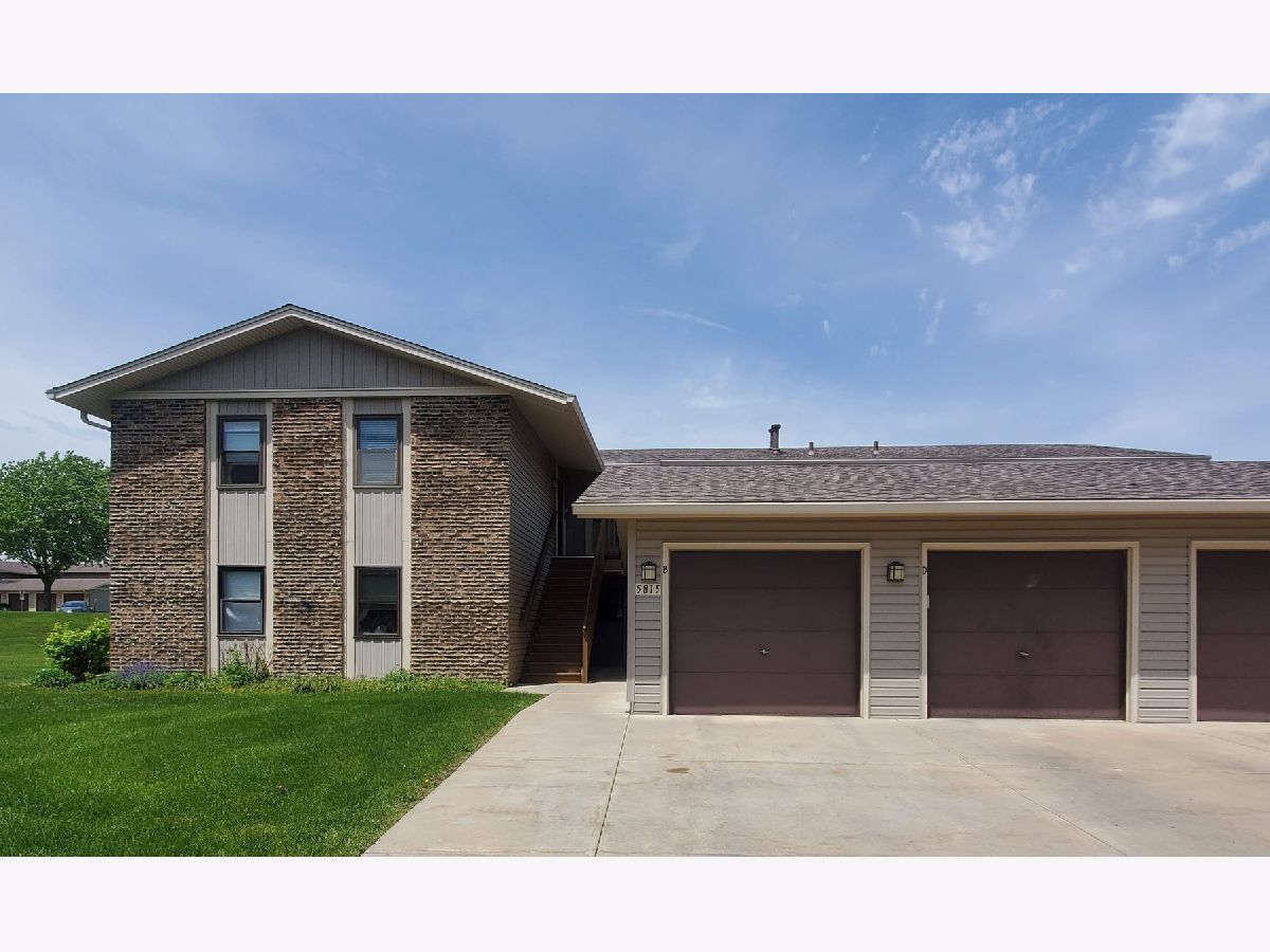  For Rent Hanover Park Illinois, 5815 Wilshire