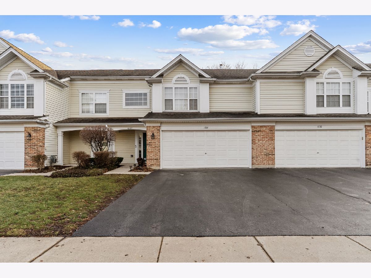  For Rent Elk Grove Village Illinois, 1037 Huntington
