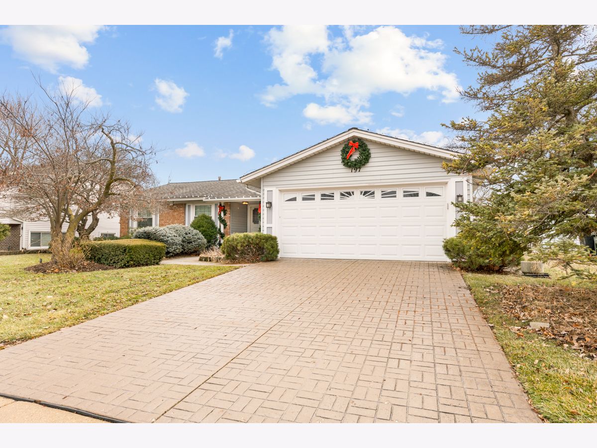  For Sale Elk Grove Village Illinois, 197 Smethwick Road