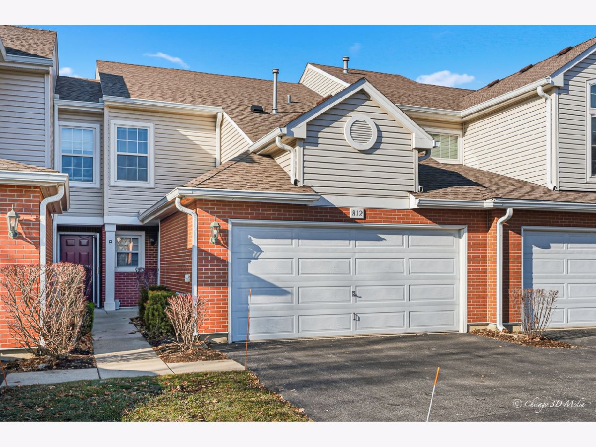  For Rent Buffalo Grove Illinois, 812 Old Checker