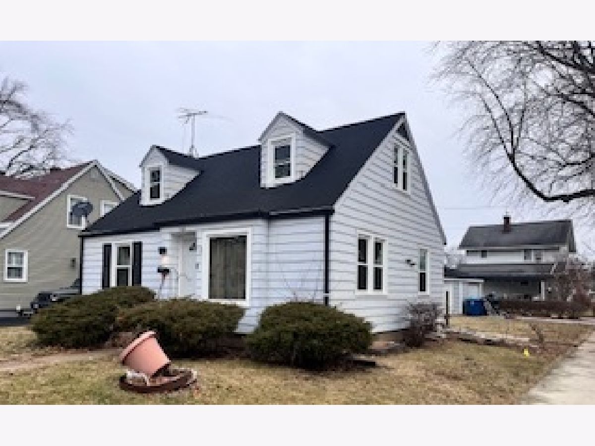  For Sale Crete Illinois, 1381 Elizabeth Street