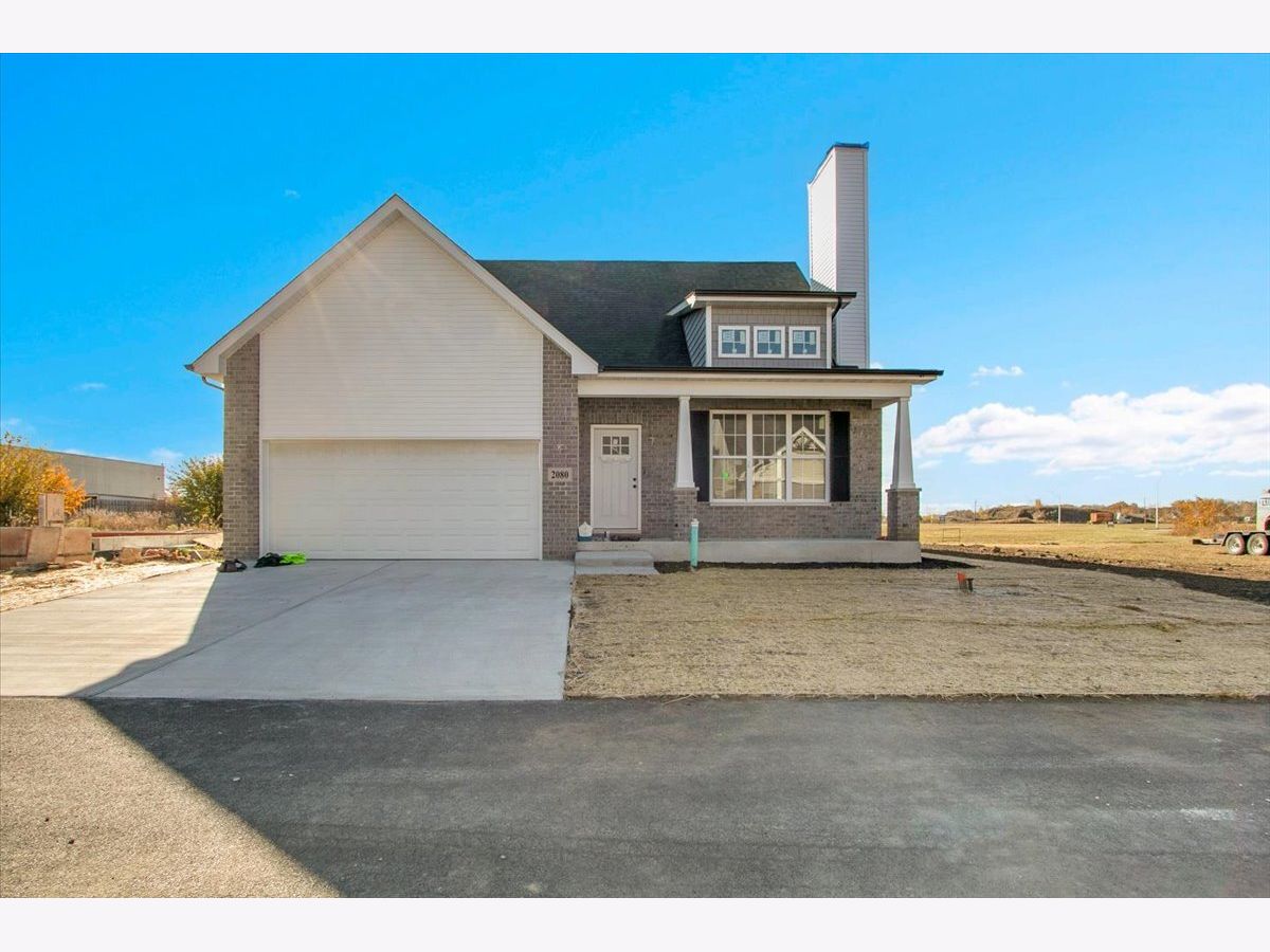  For Sale Minooka Illinois, 2080 Waters Edge Drive