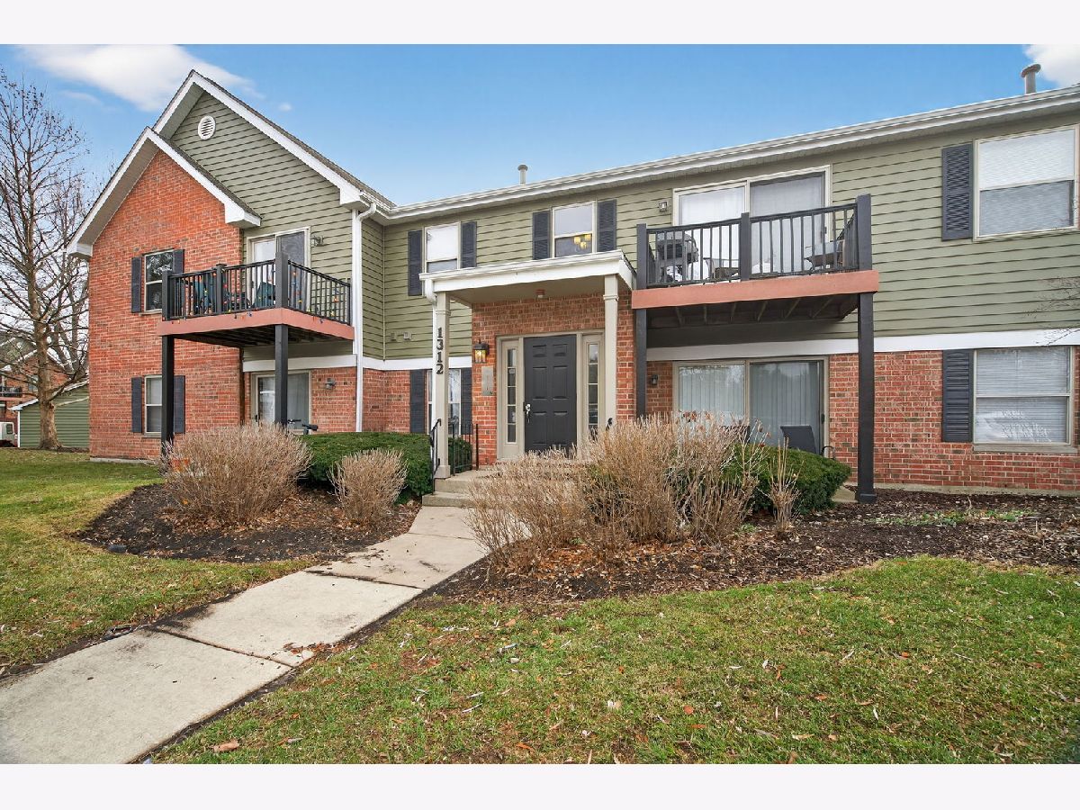  For Sale Naperville Illinois, 1312 Mc Dowell Road