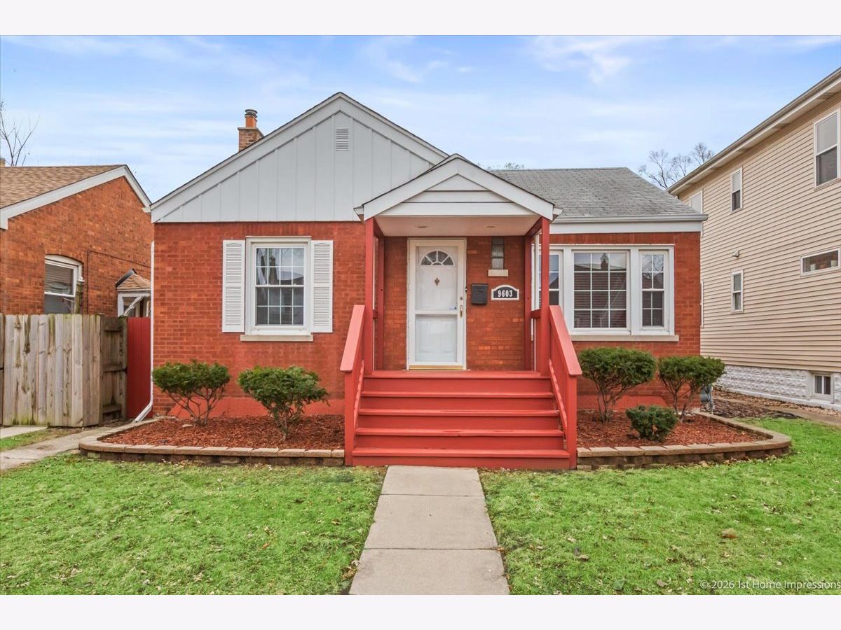  For Sale Evergreen Park Illinois, 9603 Albany Avenue