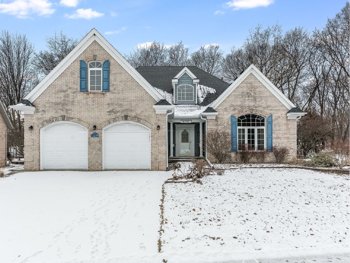  For Sale Dekalb Illinois, 688 Fox Hollow