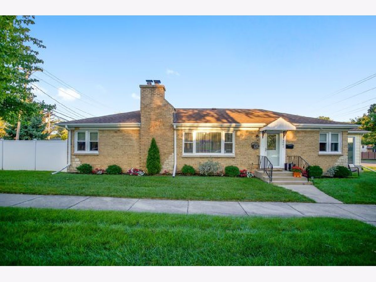  For Rent Niles Illinois, 8001 Elmore