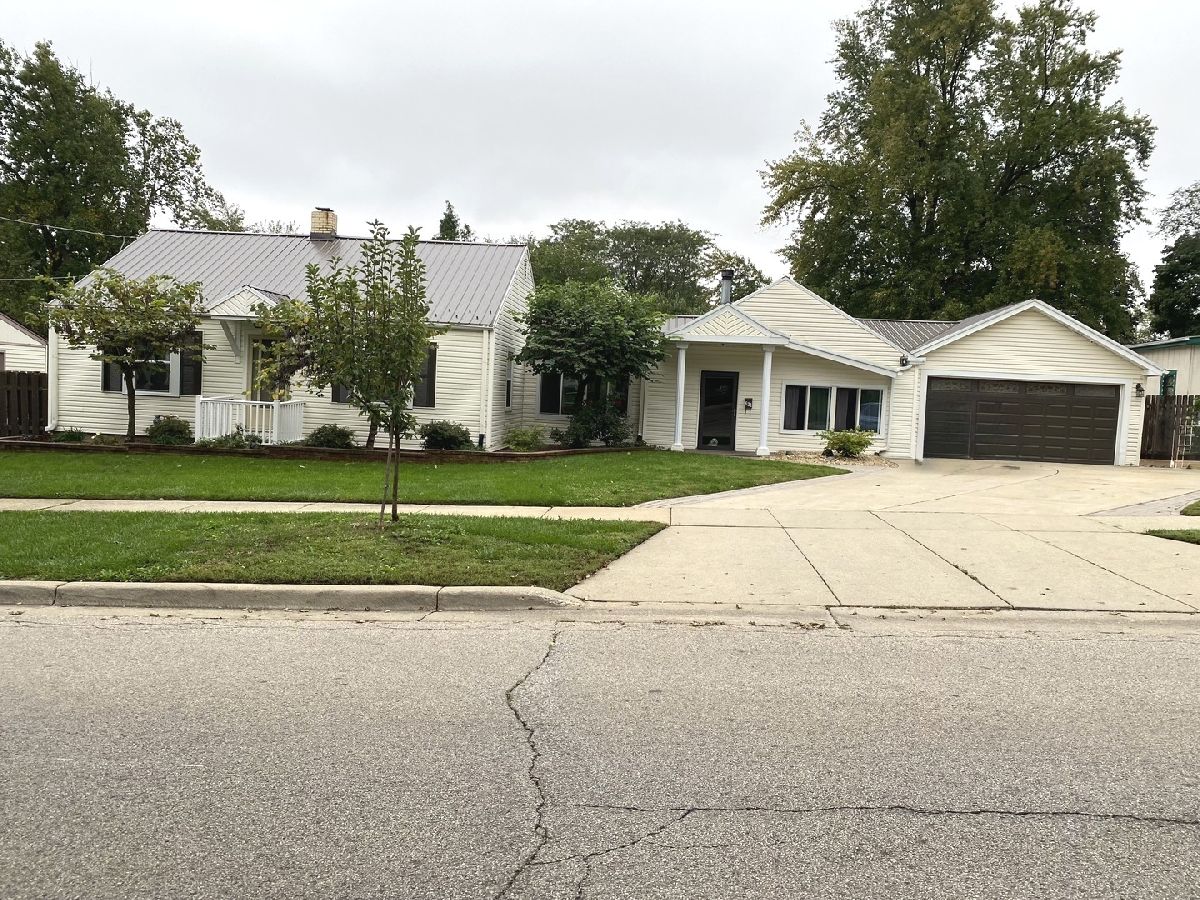  For Sale Elgin Illinois, 631 Bent Street