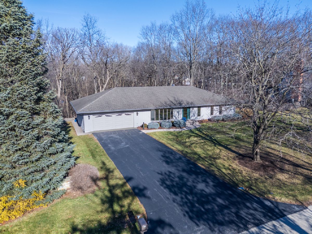  For Sale Woodstock Illinois, 14320 Westwood Trail