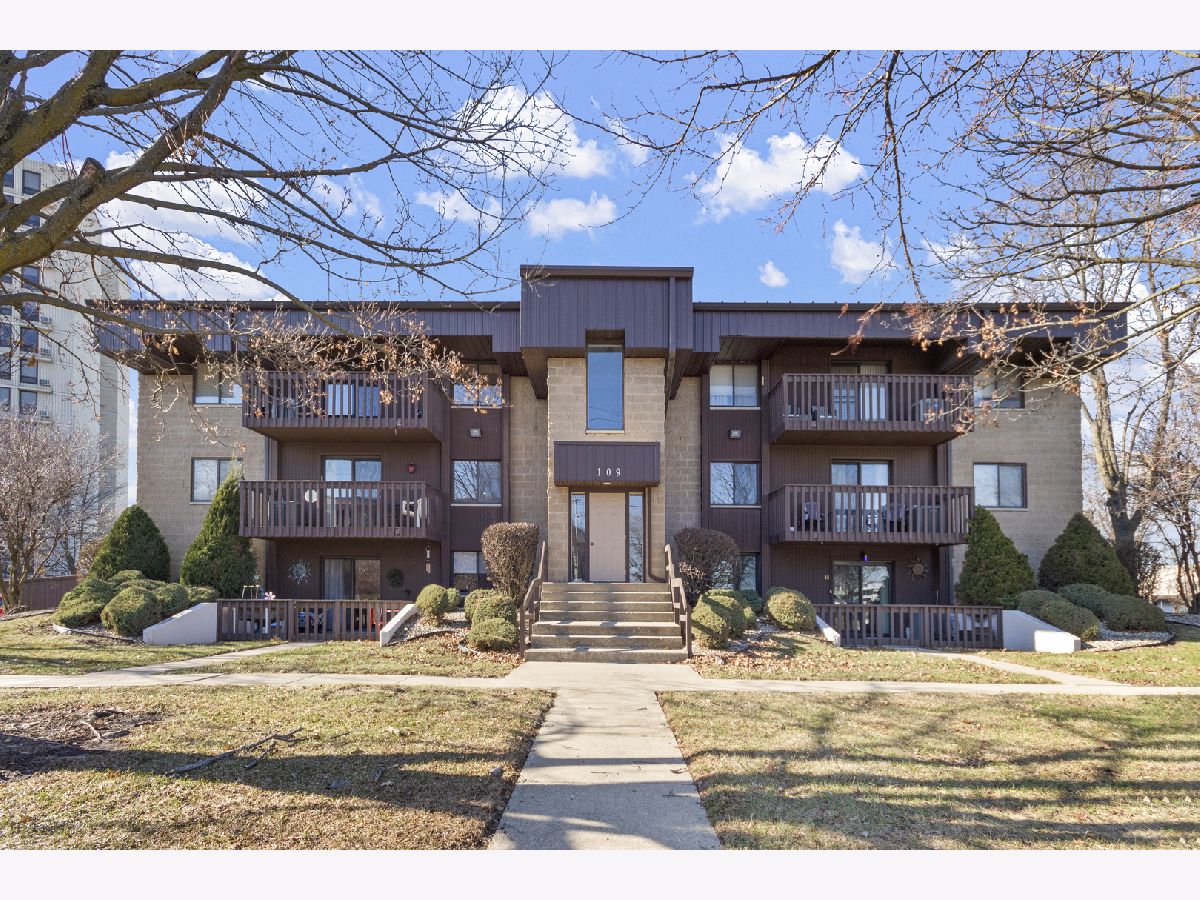  For Sale Joliet Illinois, 109 Caterpillar Drive