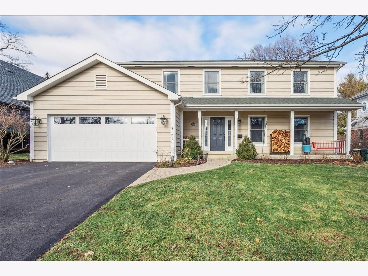  For Sale Lake Bluff Illinois, 216 Scranton Avenue