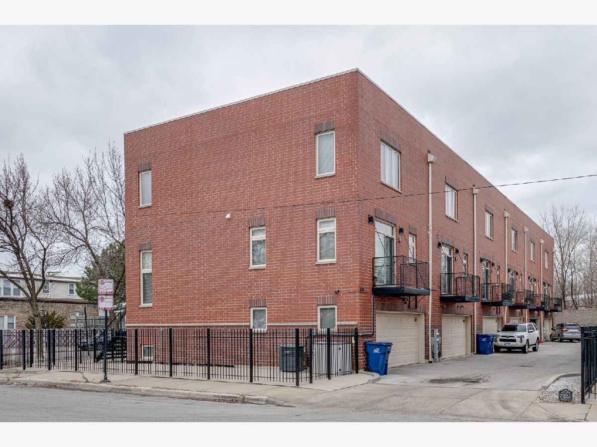  Rented Chicago Illinois, 2049 34th