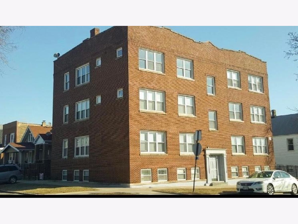 Homes & Condominiums For Rent Belmont Central Chicago Illinois, 4954 Dickens