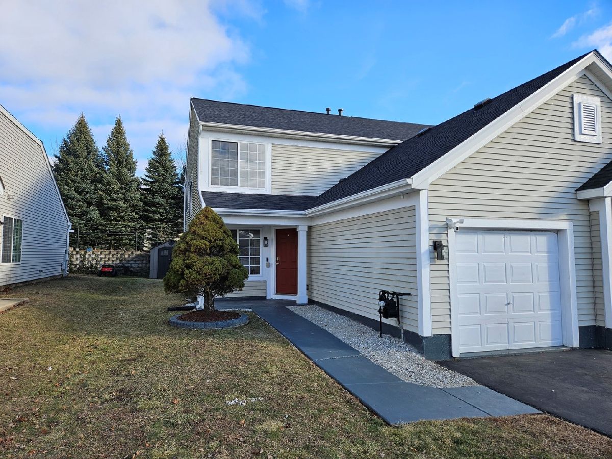  For Rent Lake In The Hills Illinois, 10 Ronan