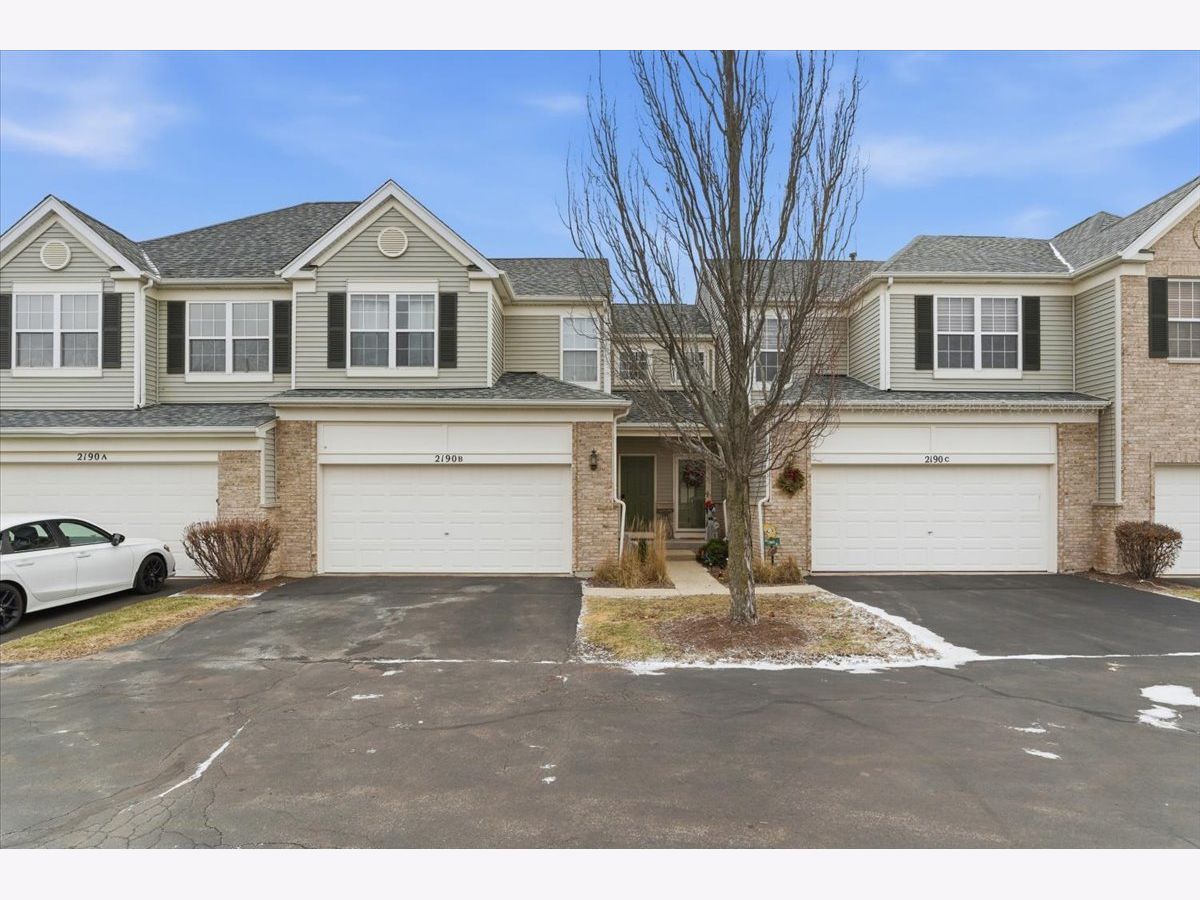  For Sale Wauconda Illinois, 2190 Braeburn Drive