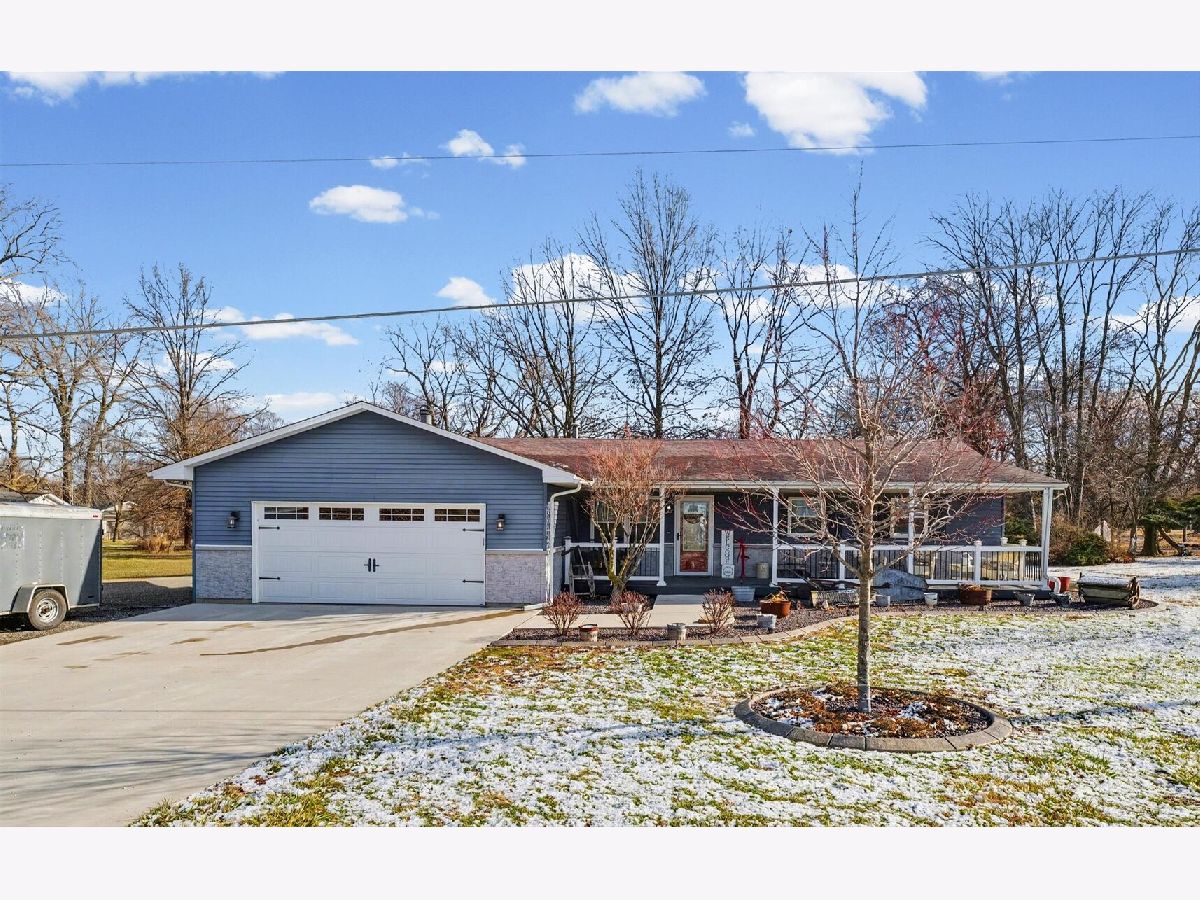  For Sale Mahomet Illinois, 808 Spring Lake Road