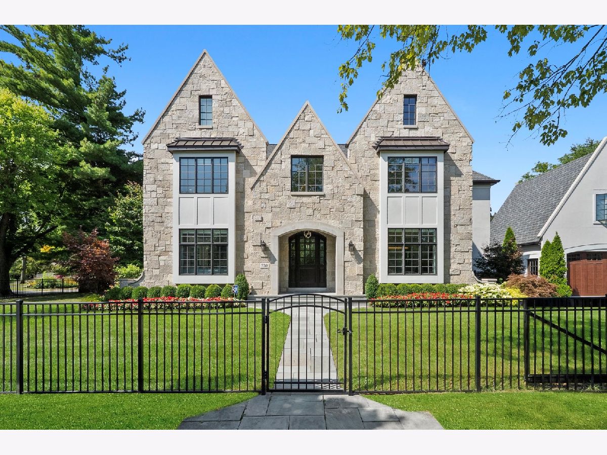  For Sale Glencoe Illinois, 330 Brookside Lane