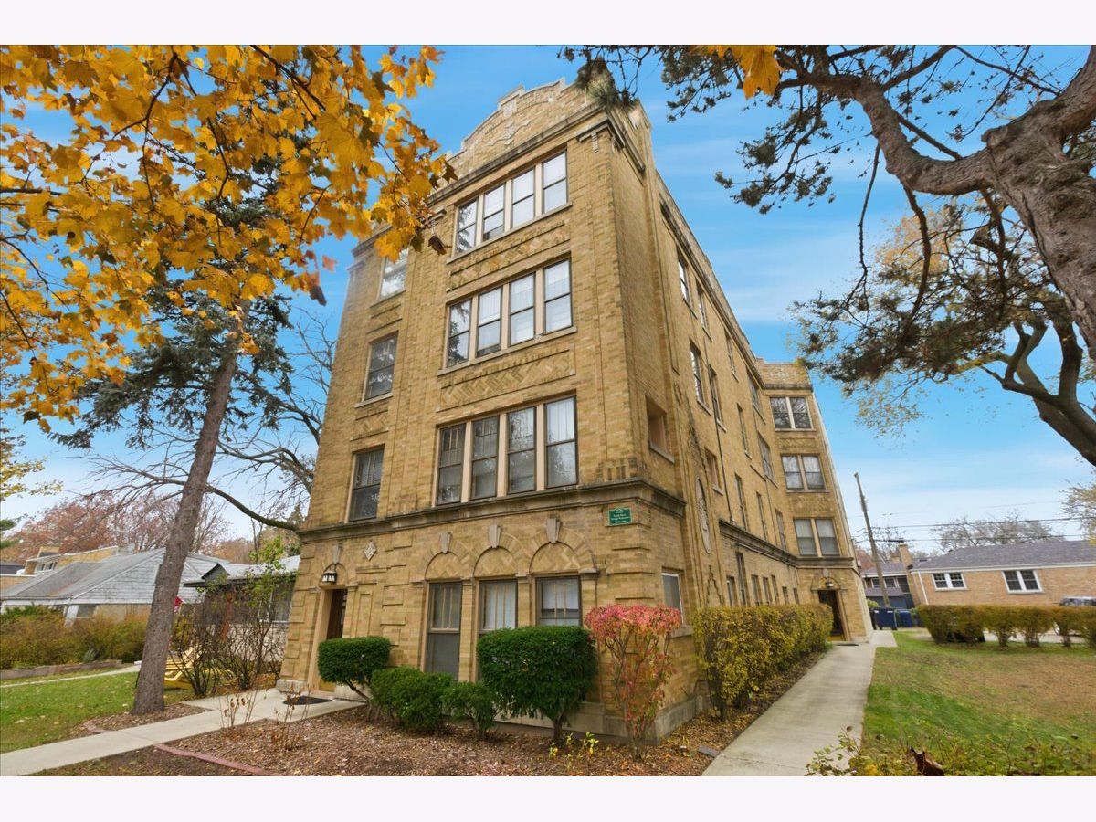  For Rent Evanston Illinois, 1507 Dobson