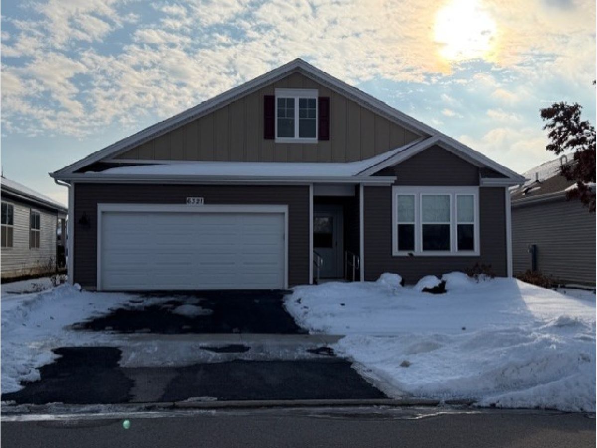  For Sale Wonder Lake Illinois, 6321 Aspen Lane