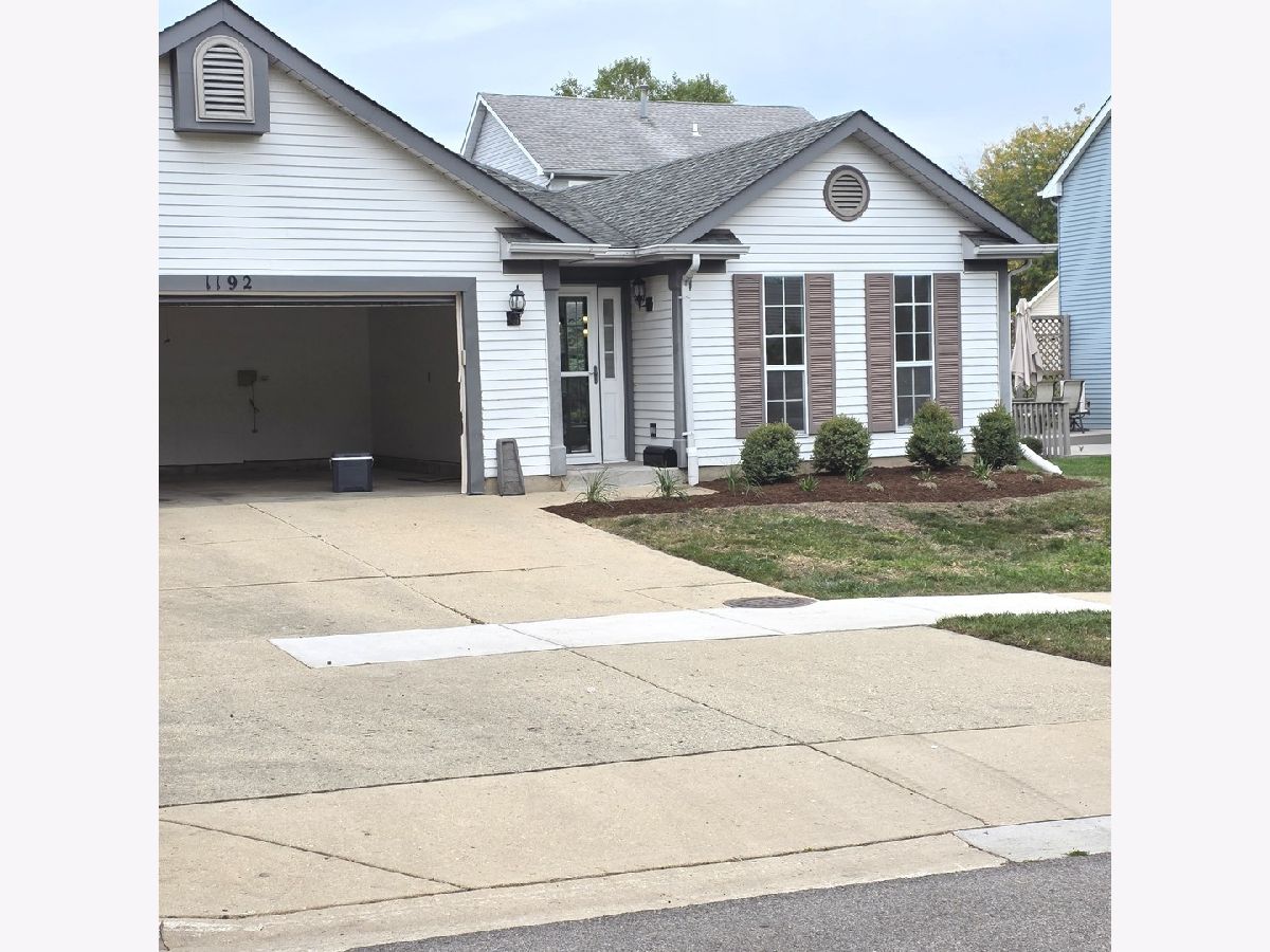 Homes For Rent Meadow Walk Hoffman Estates Illinois, 1192 Sumac