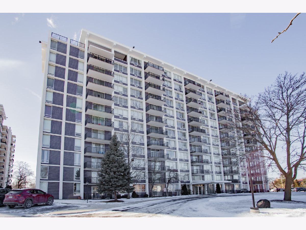  For Rent Niles Illinois, 8801 Golf