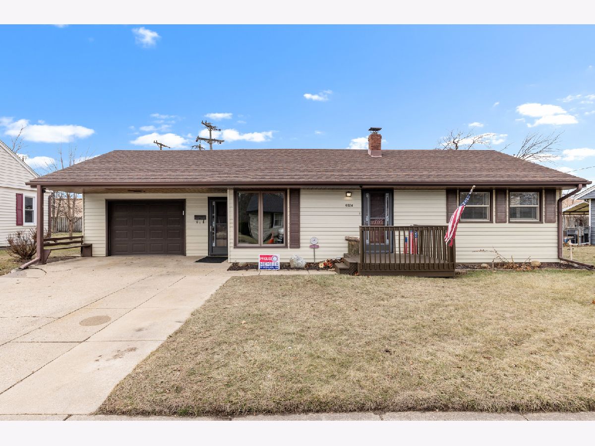  For Sale Loves Park Illinois, 6326 1st Street