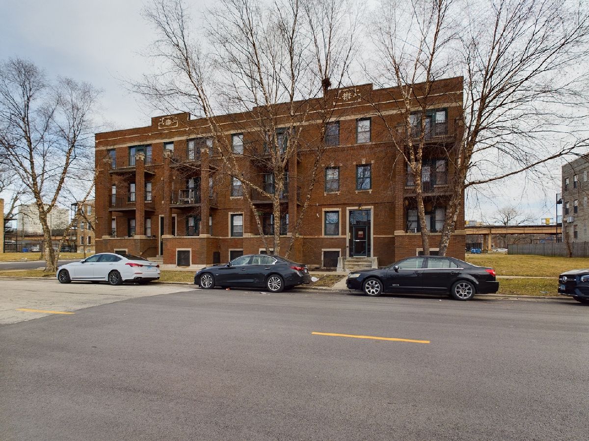  Rented Chicago Illinois, 5005 Prairie
