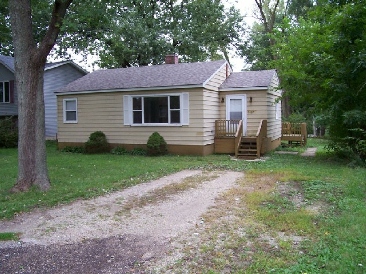  For Sale Wonder Lake Illinois, 9107 Pine Avenue